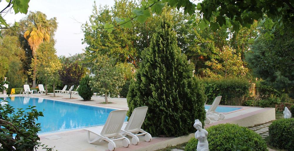 Babylon Gardens Apart Suite Menderes Buitenkant foto