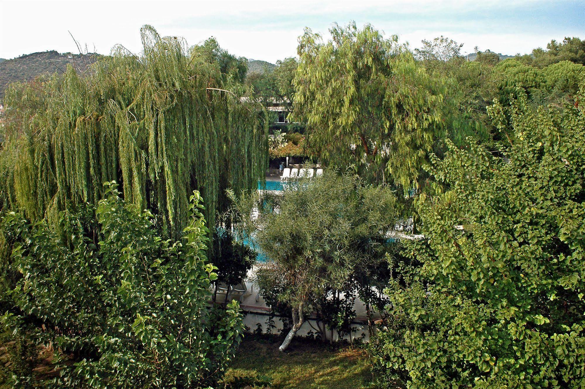 Babylon Gardens Apart Suite Menderes Buitenkant foto